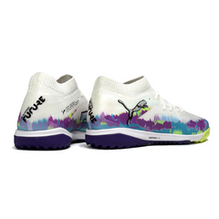 Botas de fútbol Puma Future 8 Turf TF blancas, moradas y verdes