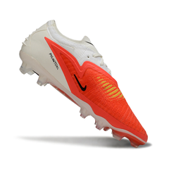 Botas de fútbol Nike Phantom 6 Elite DF By You blancas y naranjas para terreno firme (FG).