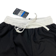 Pantalones cortos Nike blancos y negros
