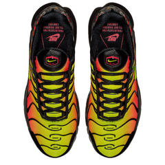 Scarpe casual Nike Air Max Plus TN nere e solari Volt