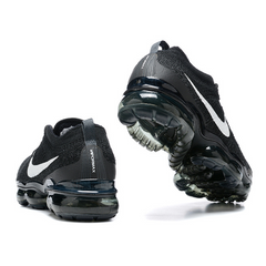 Zapatillas casuales Nike Air VaporMax 2023 negras