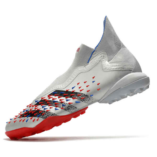 Chuteira Adidas Predator Freak+ TF Showpiece Pack - VN Esportes